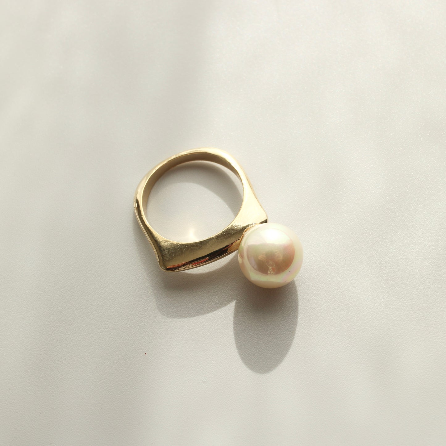 Vintage perl ring