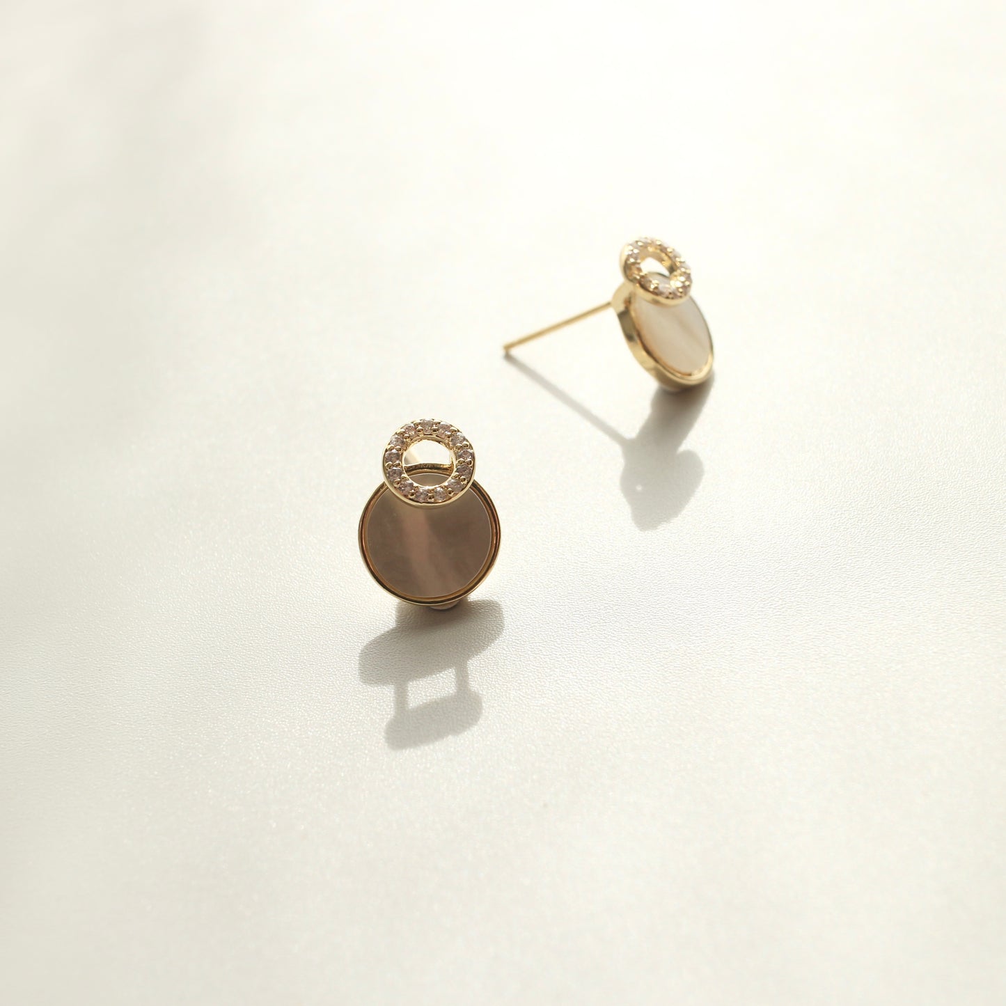 round zirconia pierce