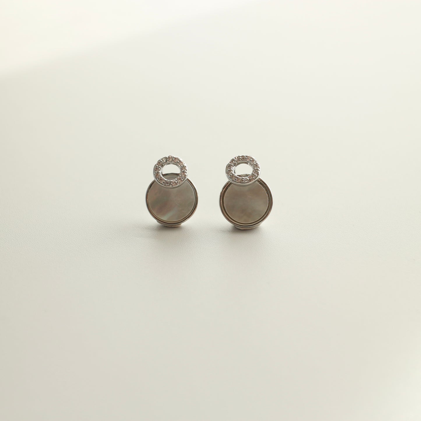 round zirconia pierce