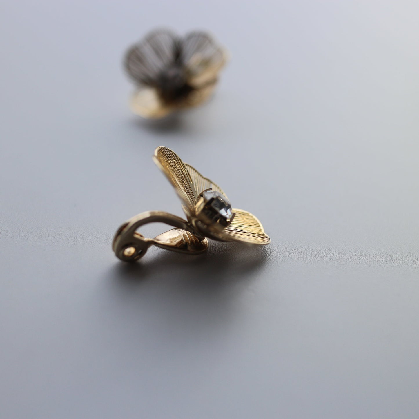 mesh flower earring