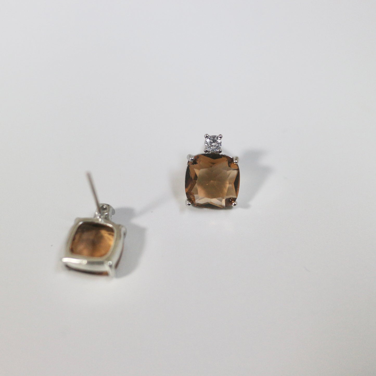brown glass pierce