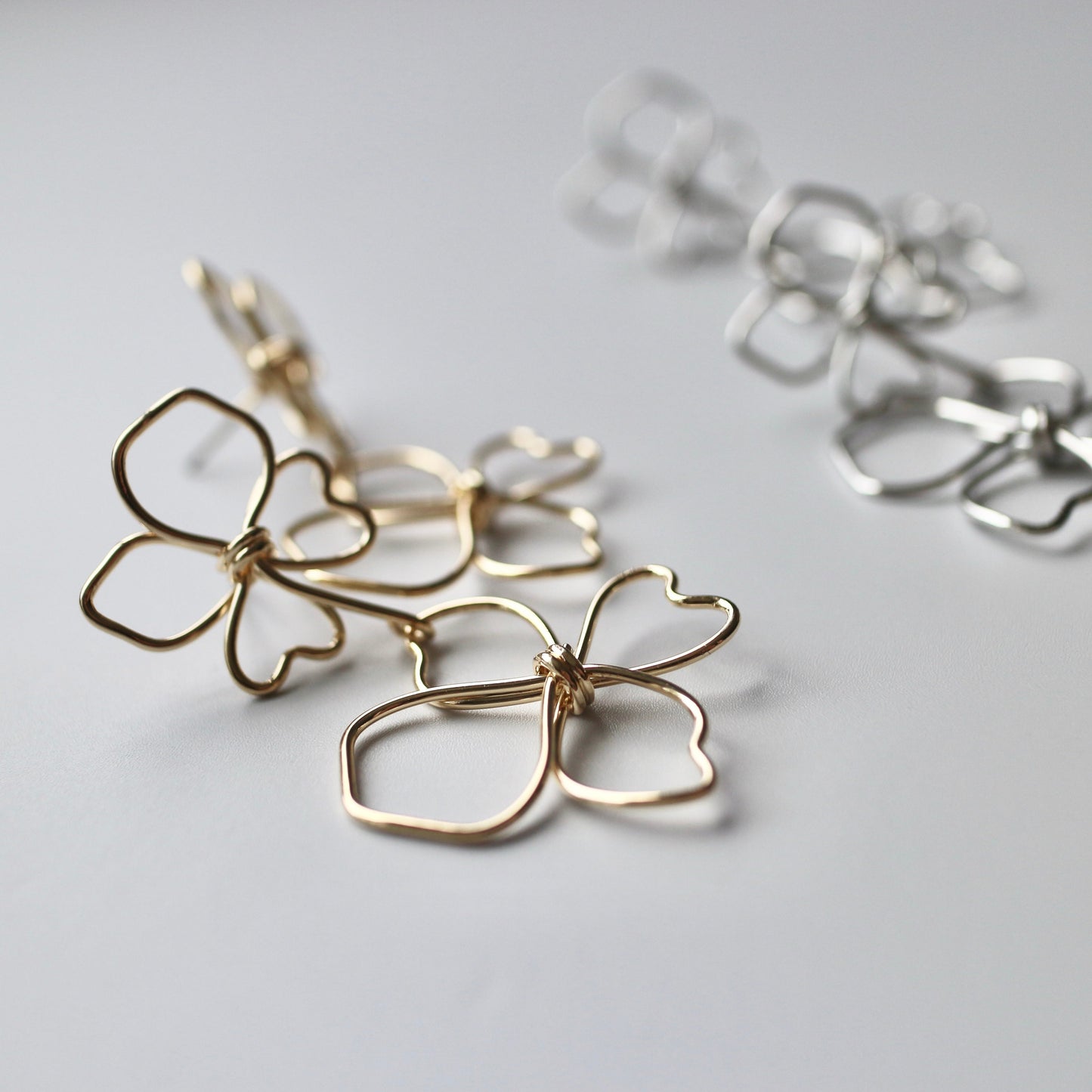 w flower pierce