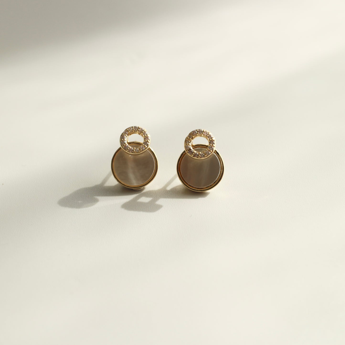 round zirconia pierce