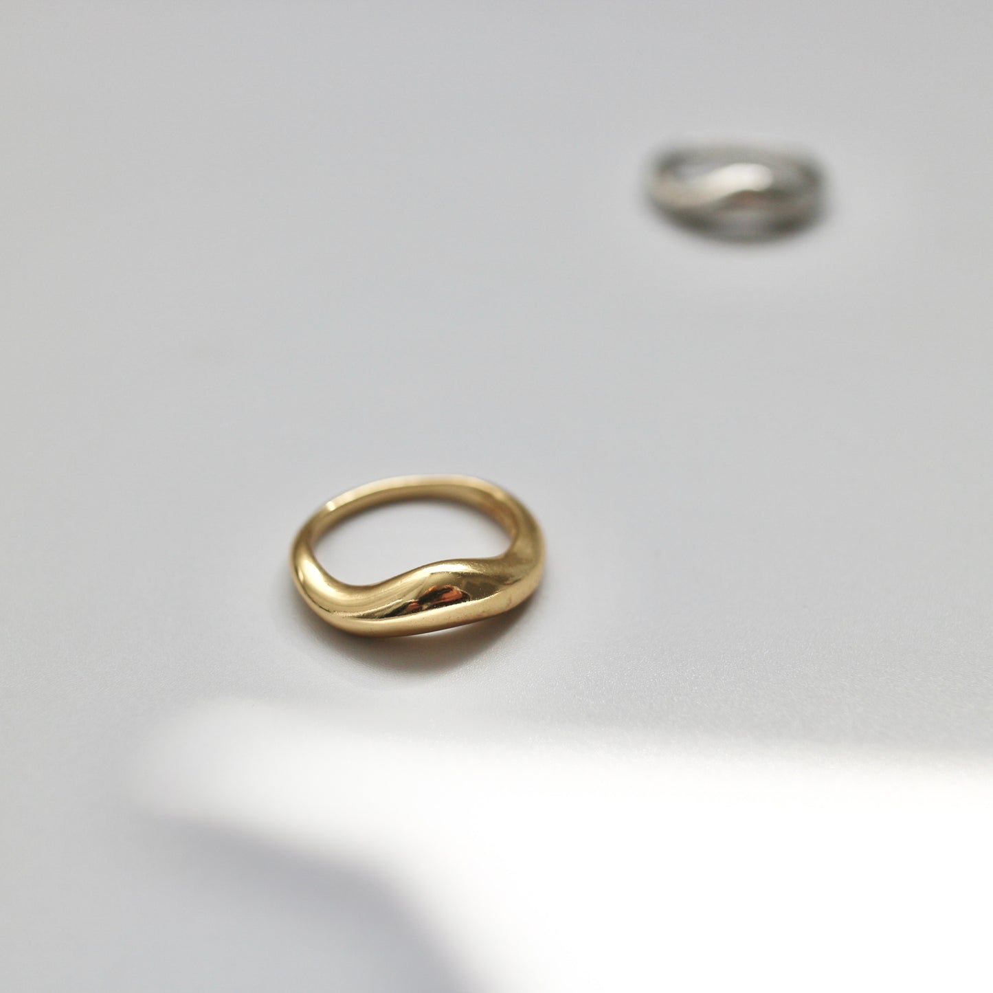 Bolddesign ring