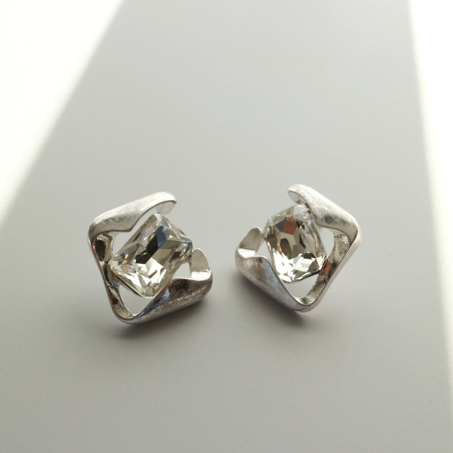 square pierce