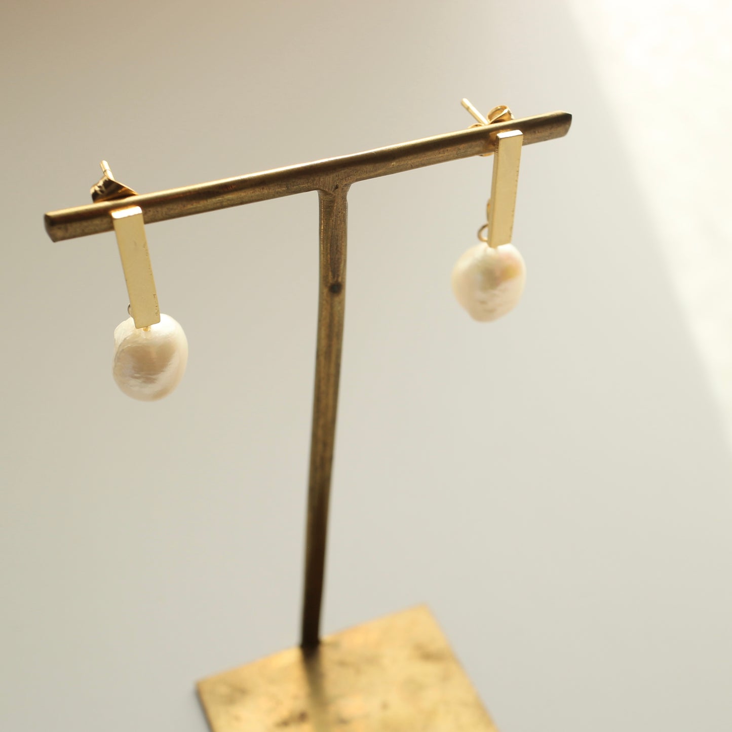 freshwater pearl pierce