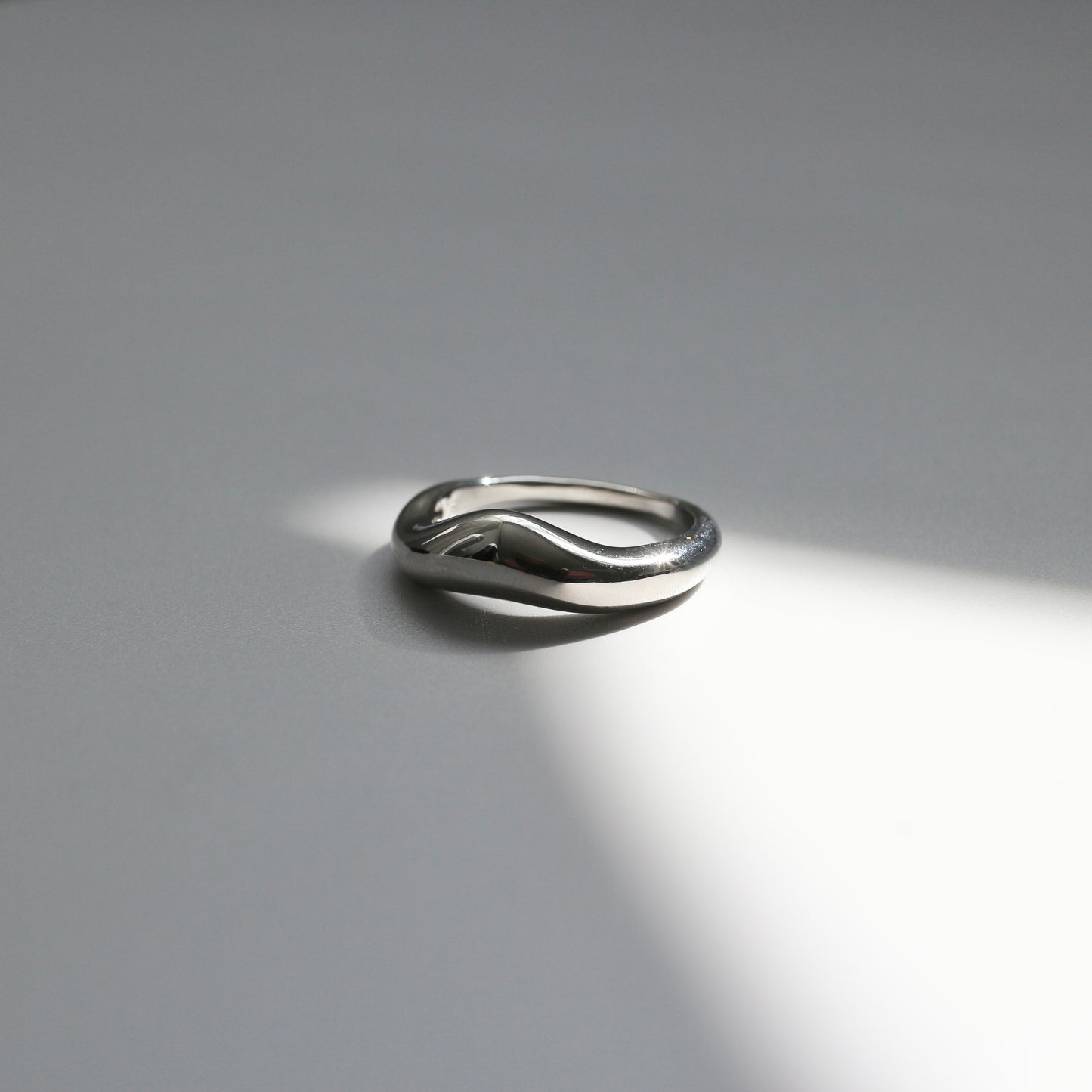 Bolddesign ring
