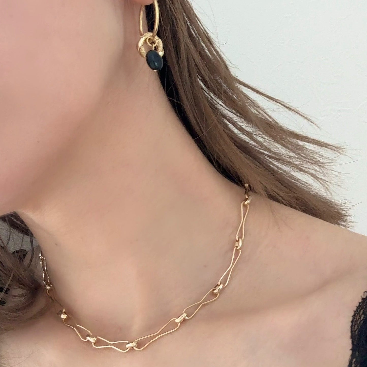 wide chain necklace