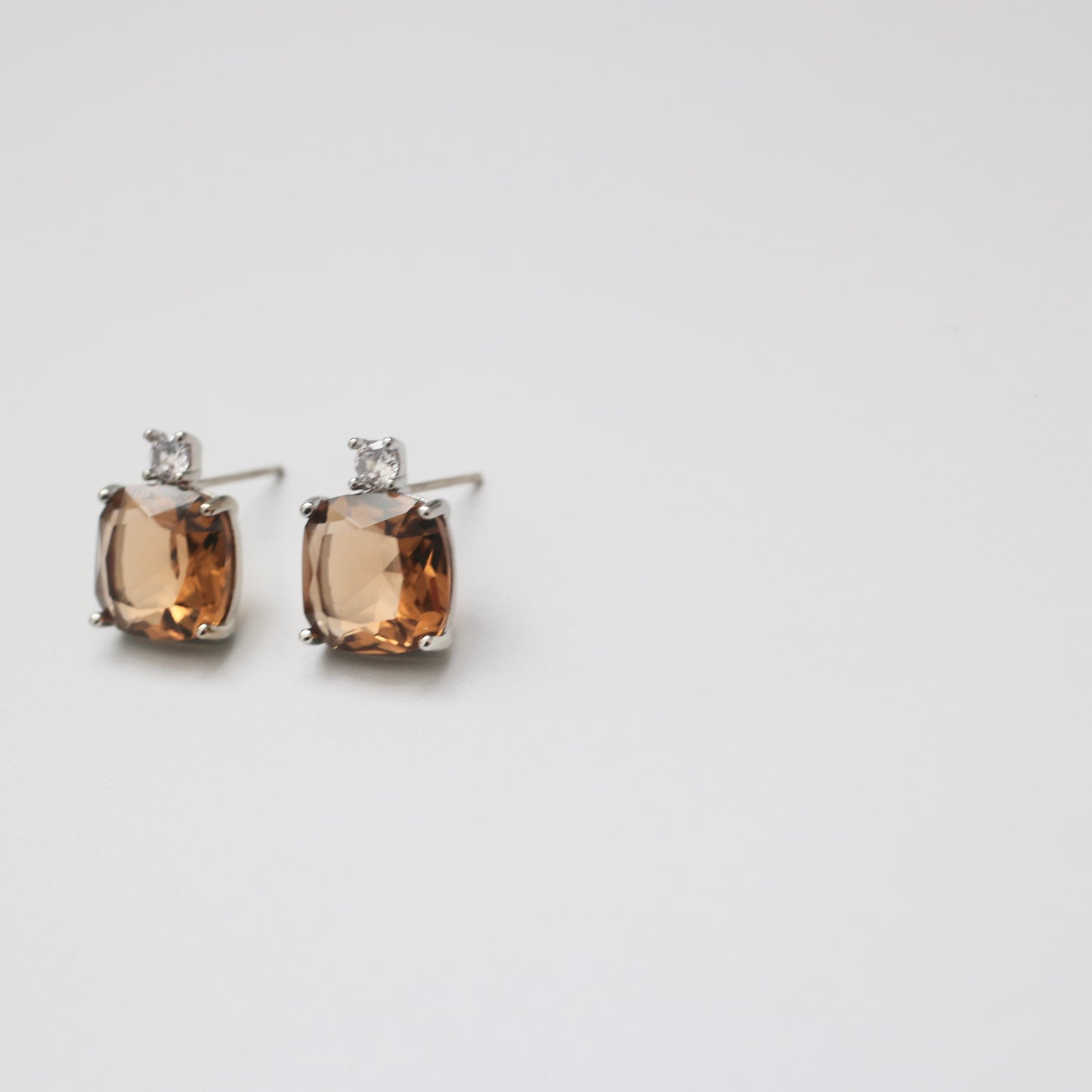 brown glass pierce