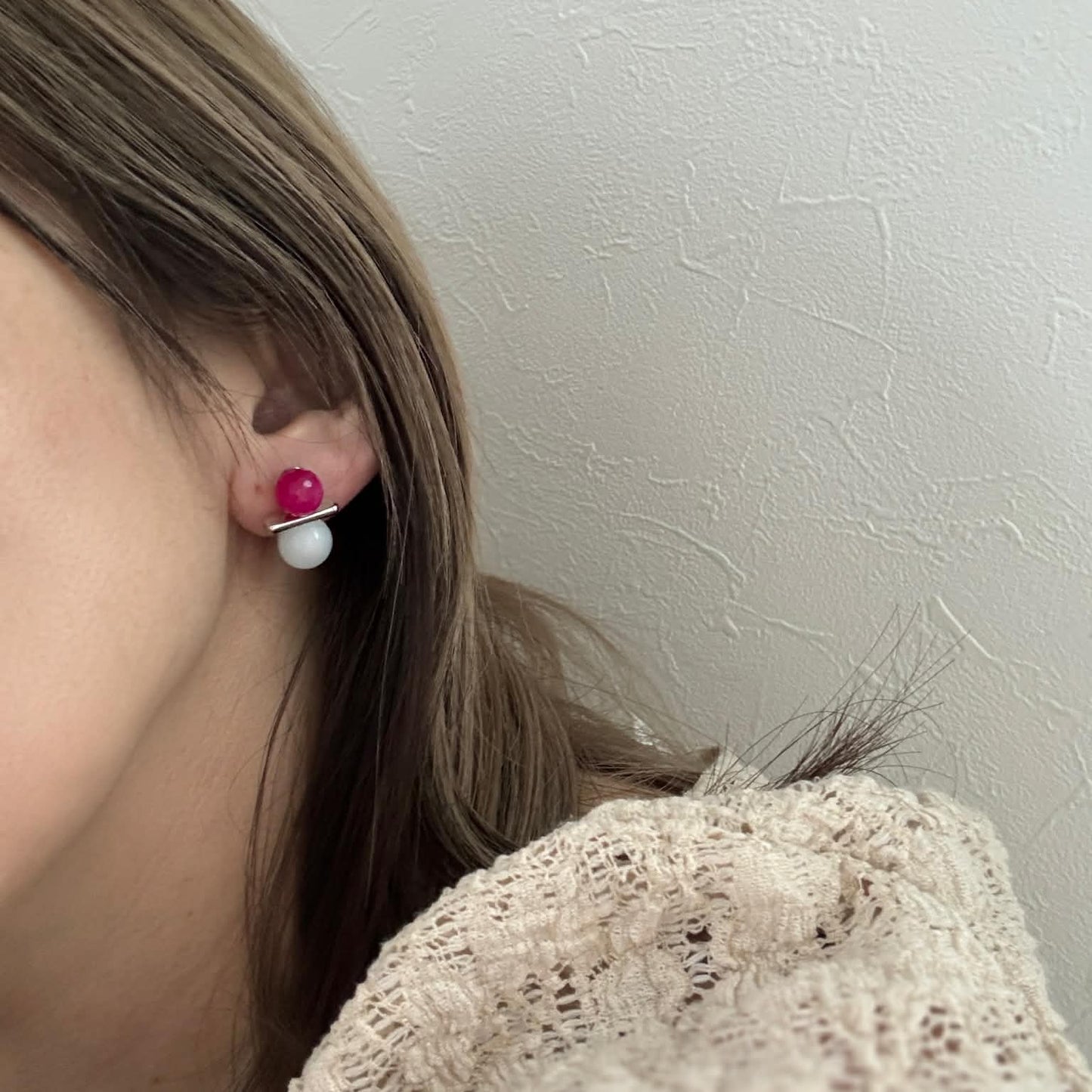 ニュアンスバランスピアス（Chalcedony × Vintage Beads）