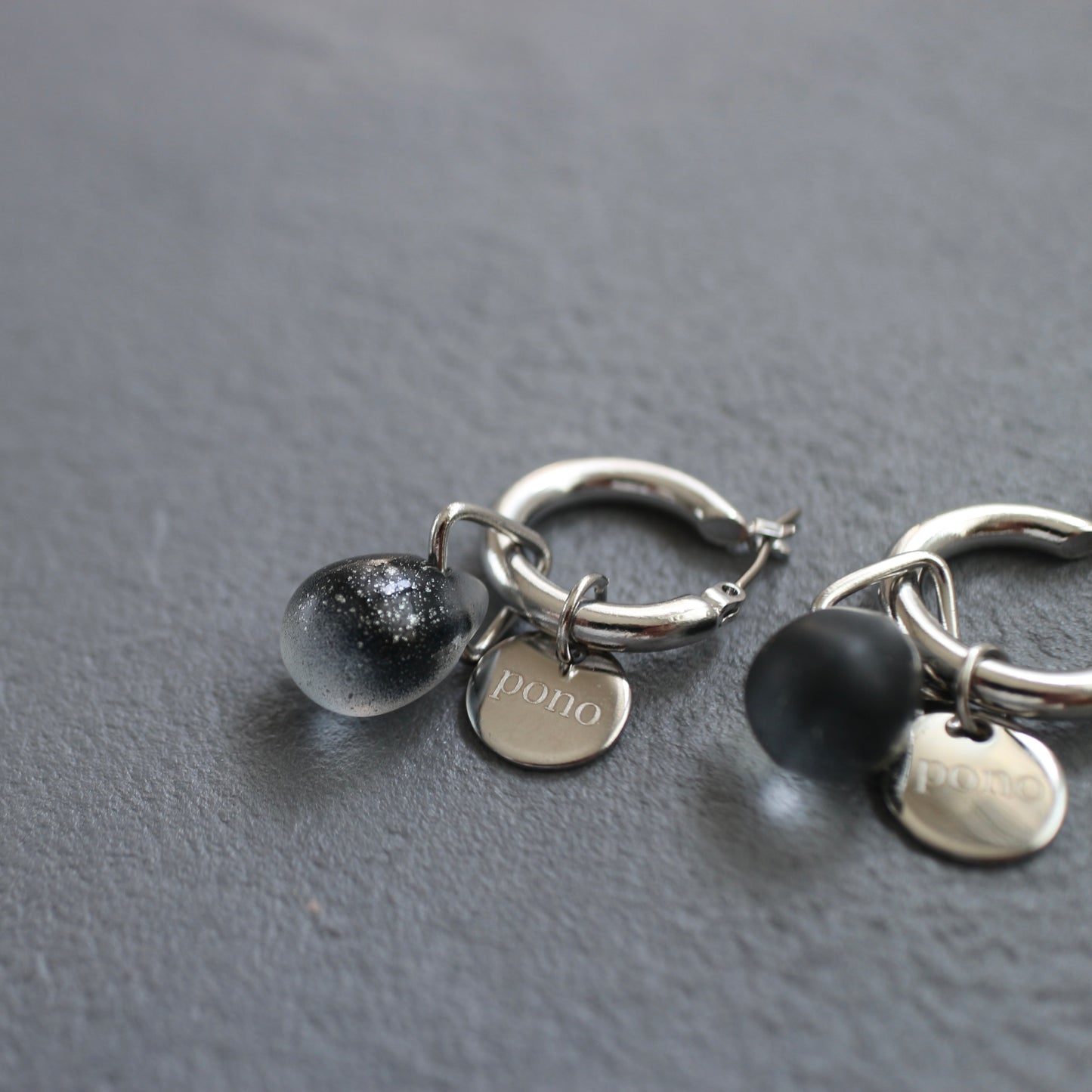 Noir Grace pierce /earring