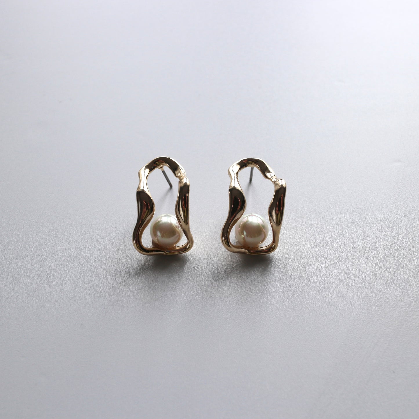 Nuance Metal Pearl Pierce