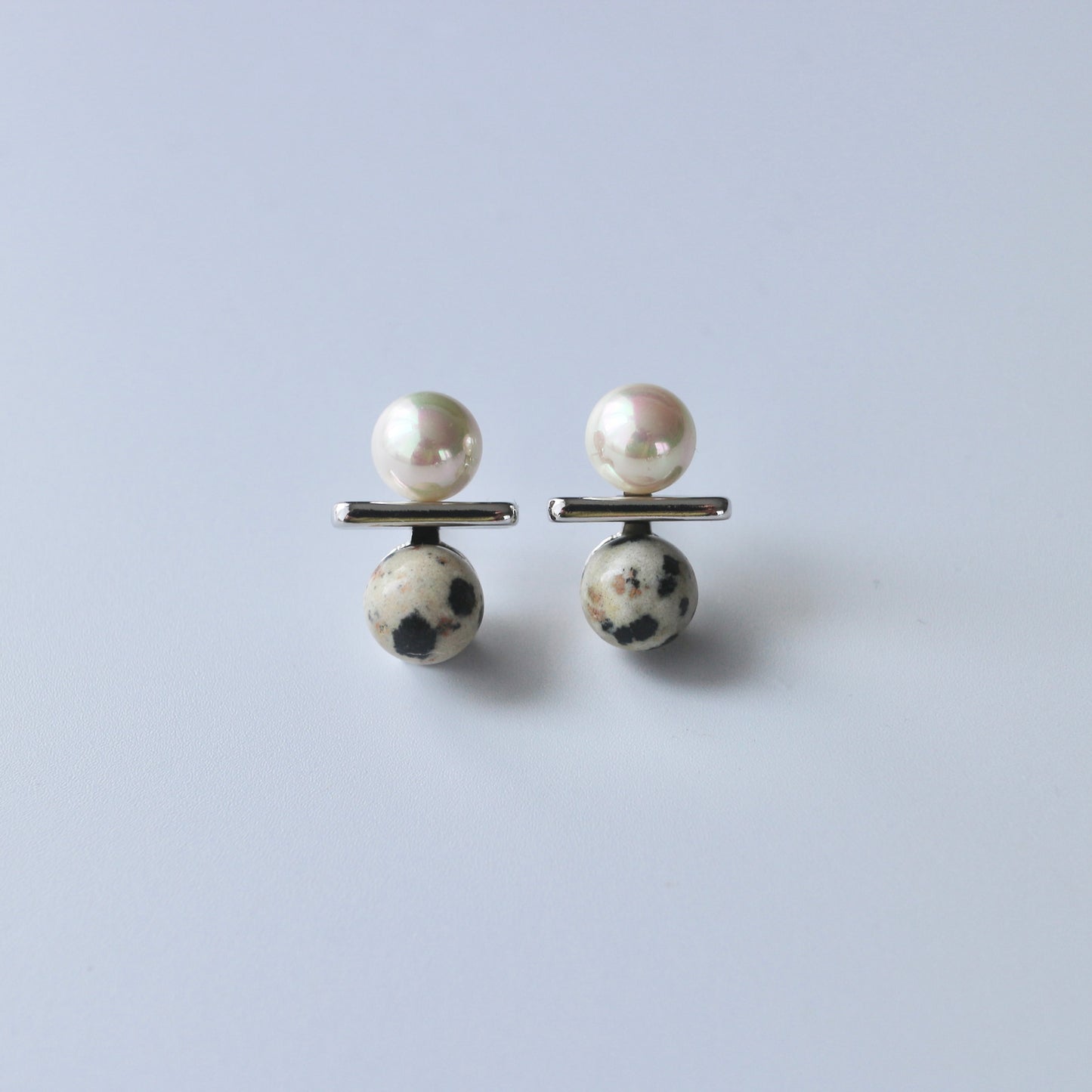 ニュアンスバランスピアス（Dalmatian Jasper）