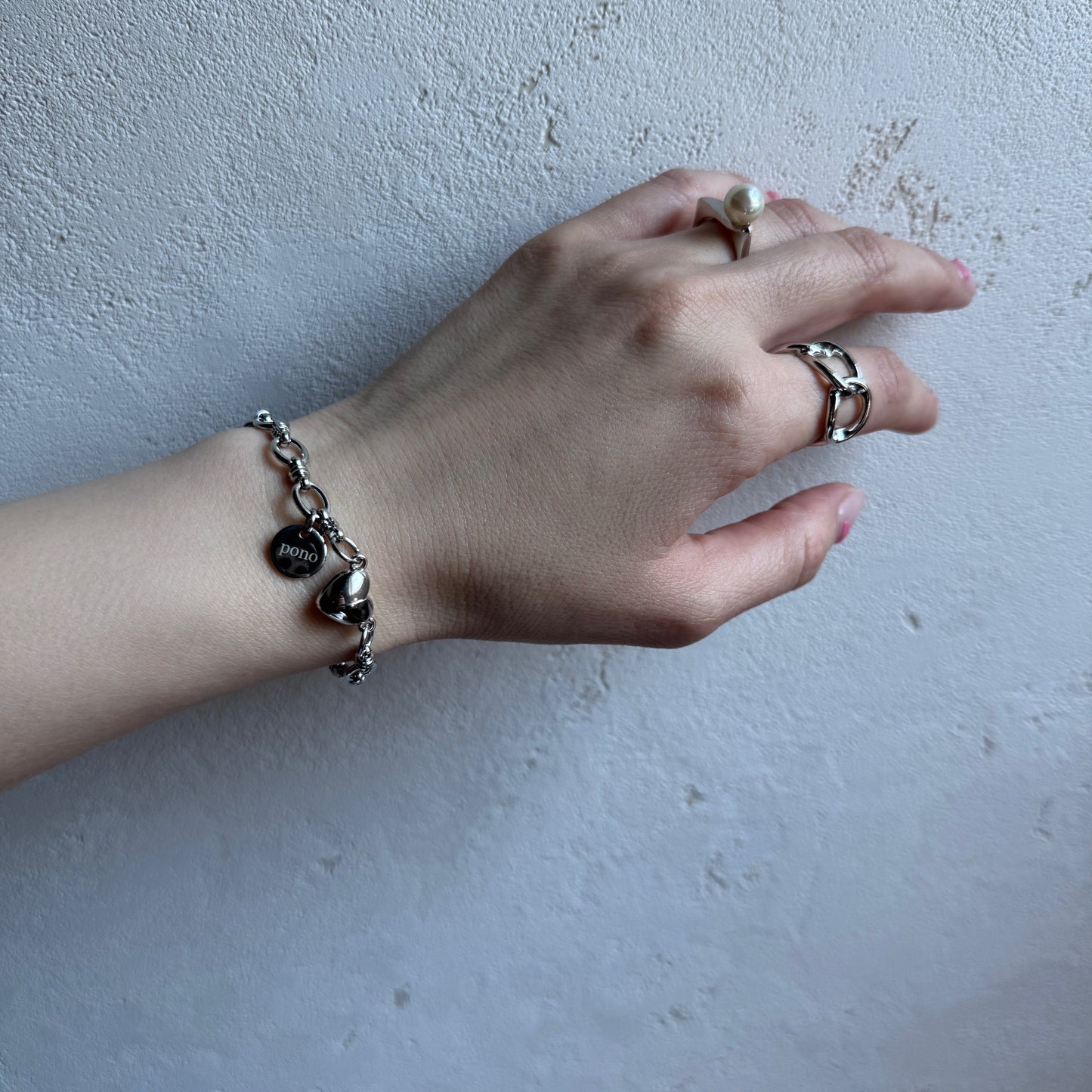 Minimal Magnet Link Bracelet