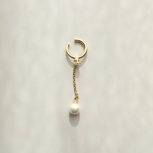 Pearl×zirconia chain ear cuff
