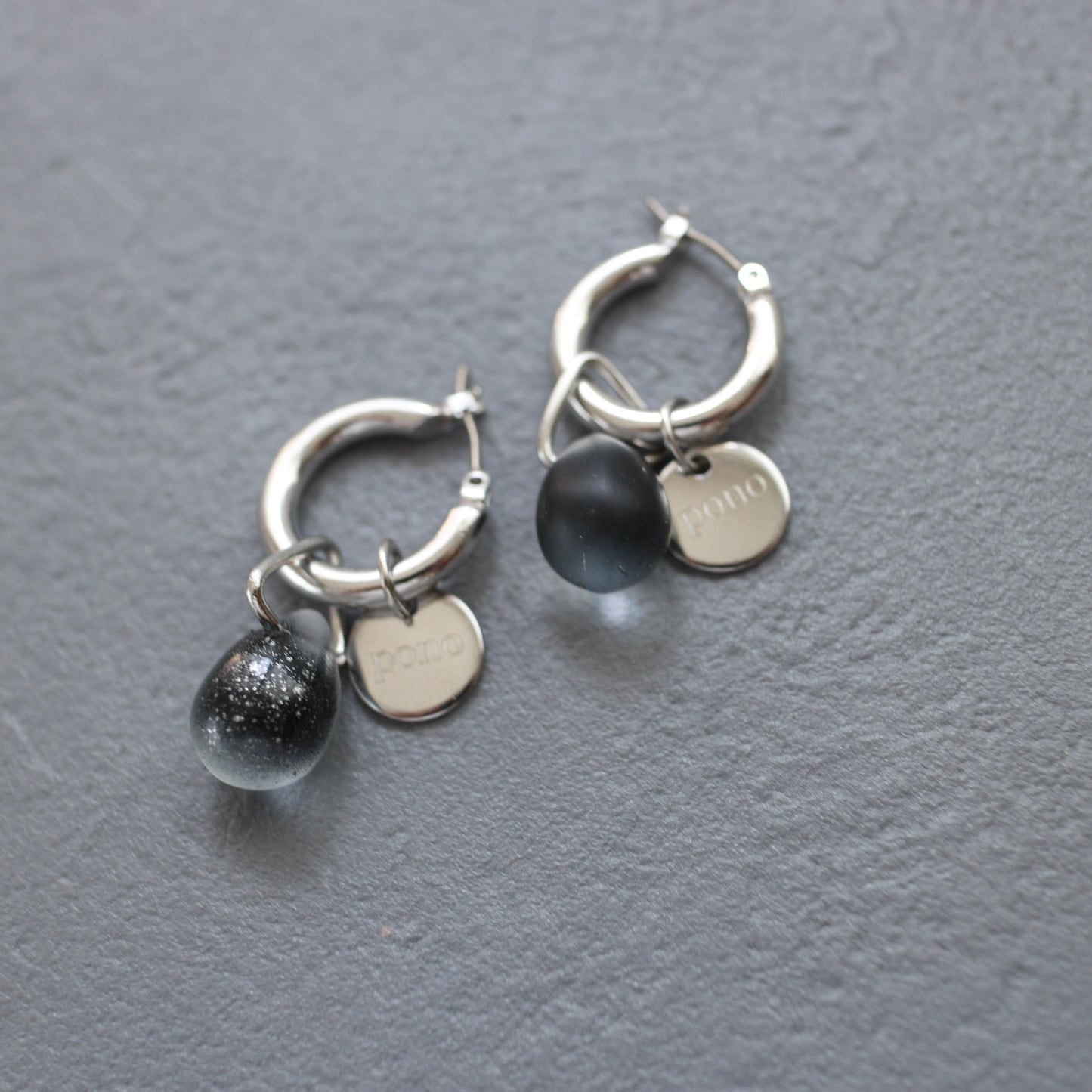 Noir Grace pierce /earring