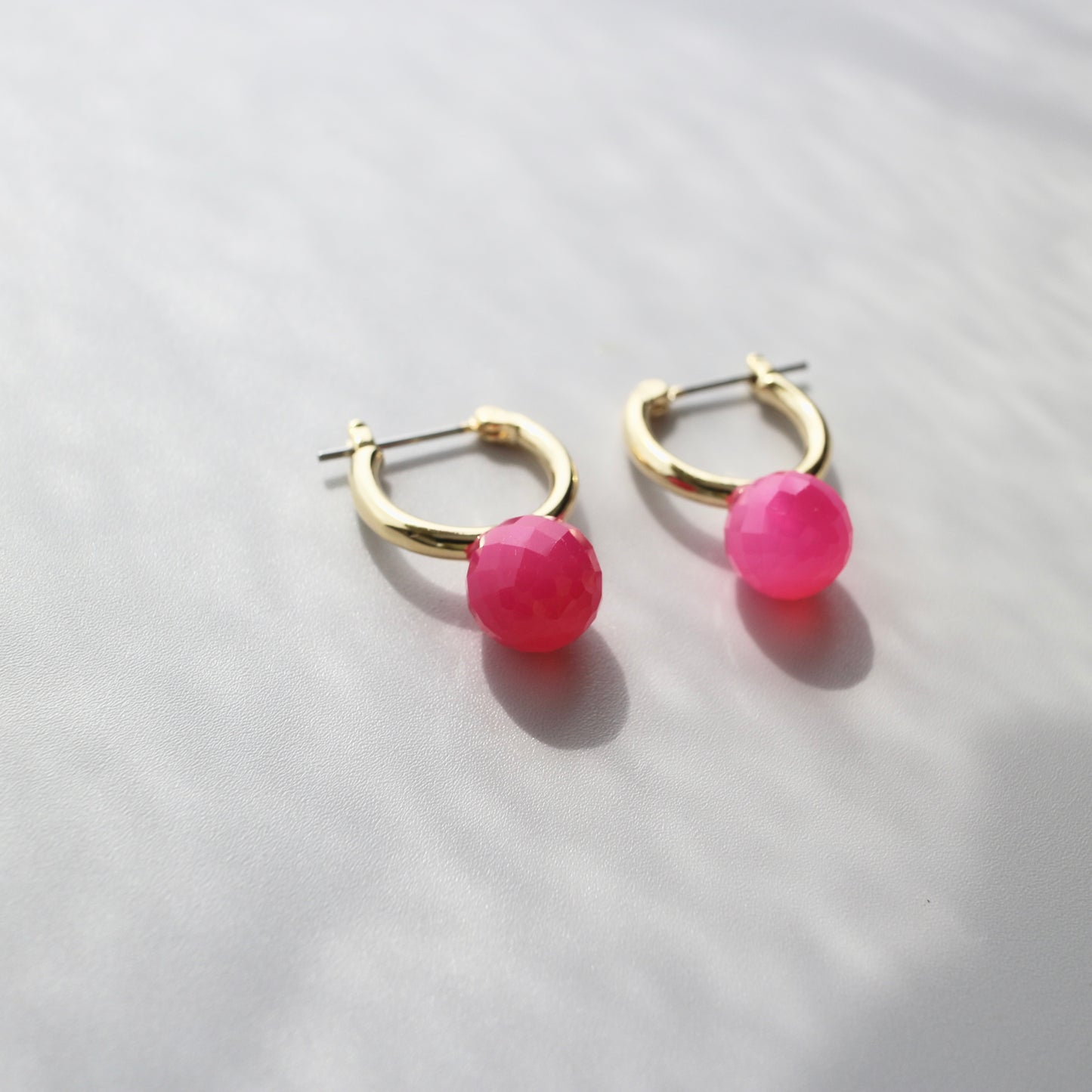 Quiet Stone Hoop pierce