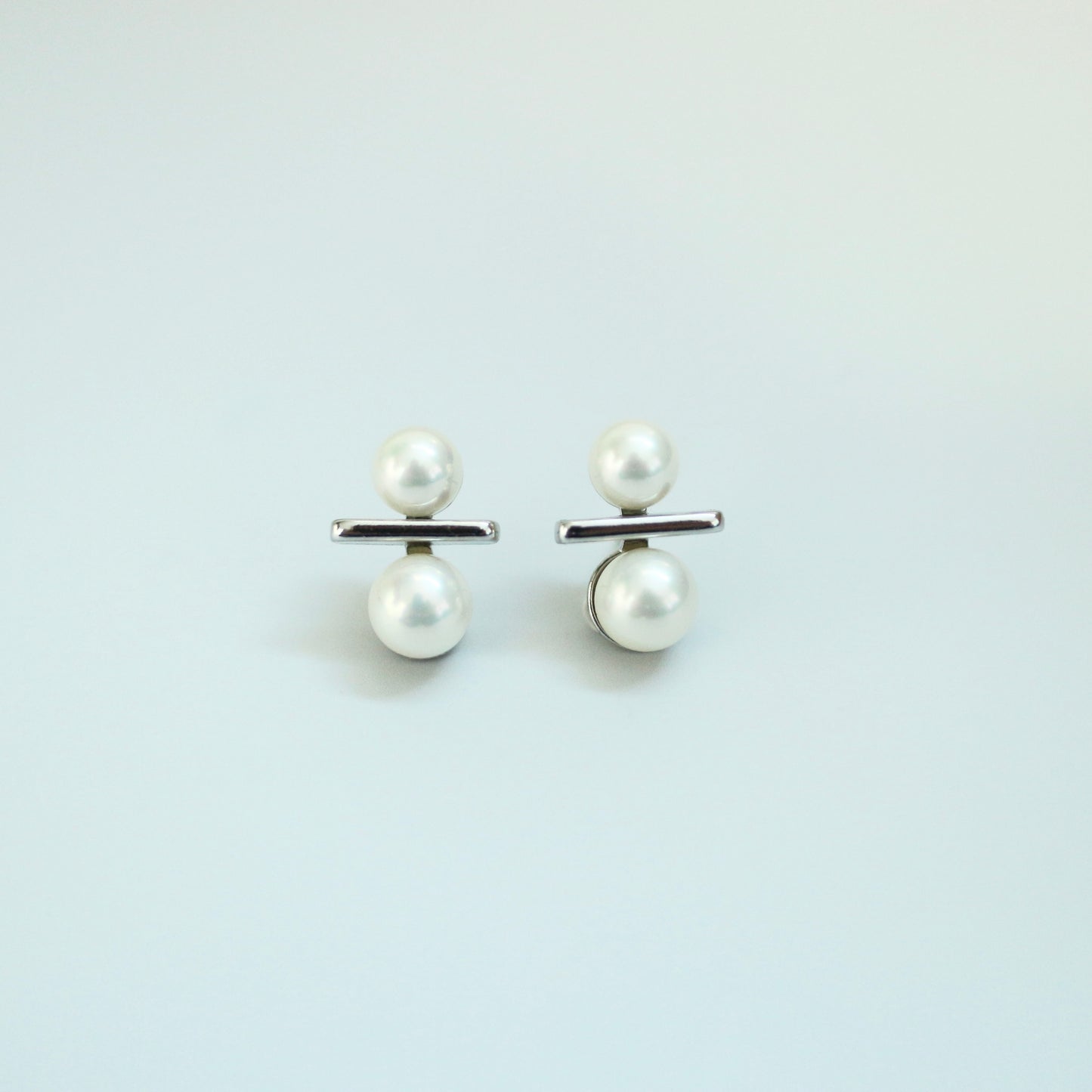 double pearl pierce