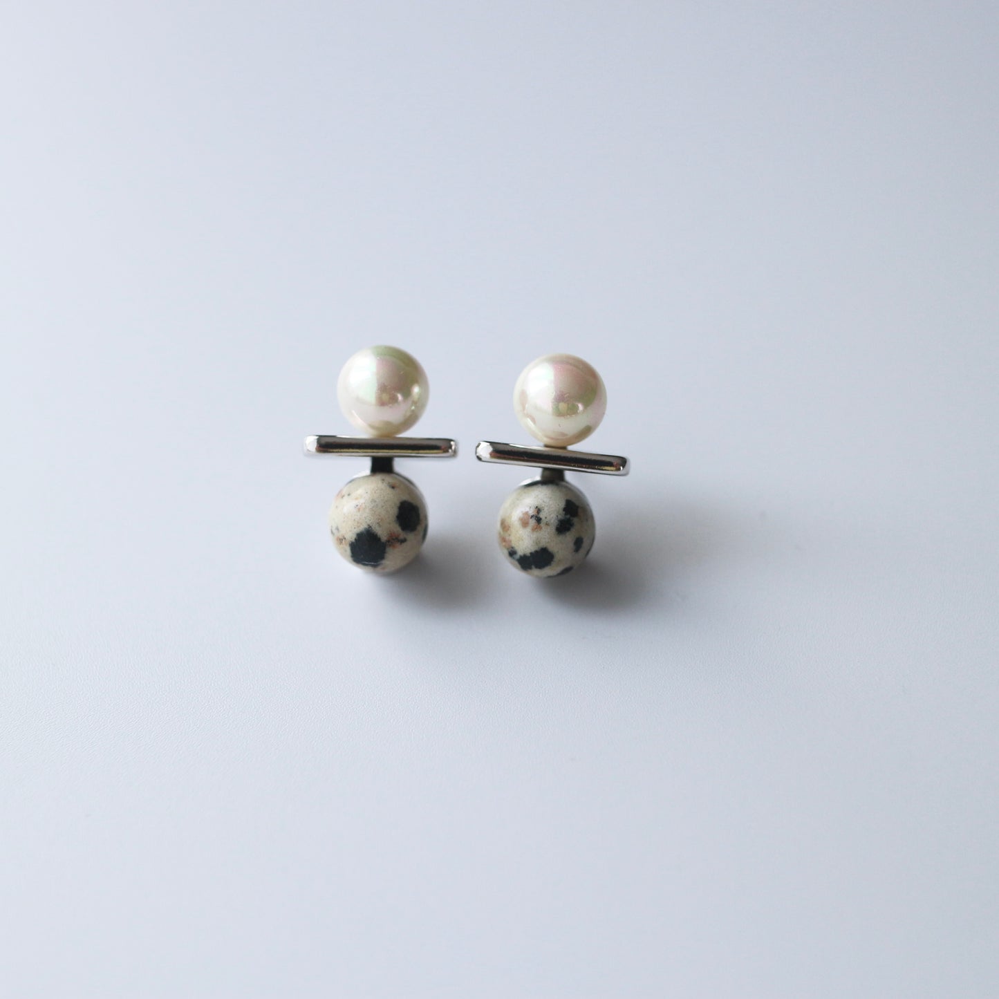 ニュアンスバランスピアス（Dalmatian Jasper）