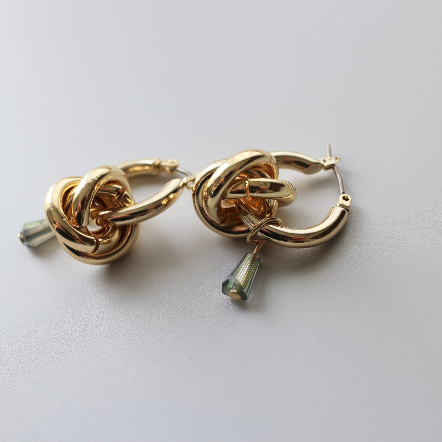 metal bees hoop pierce