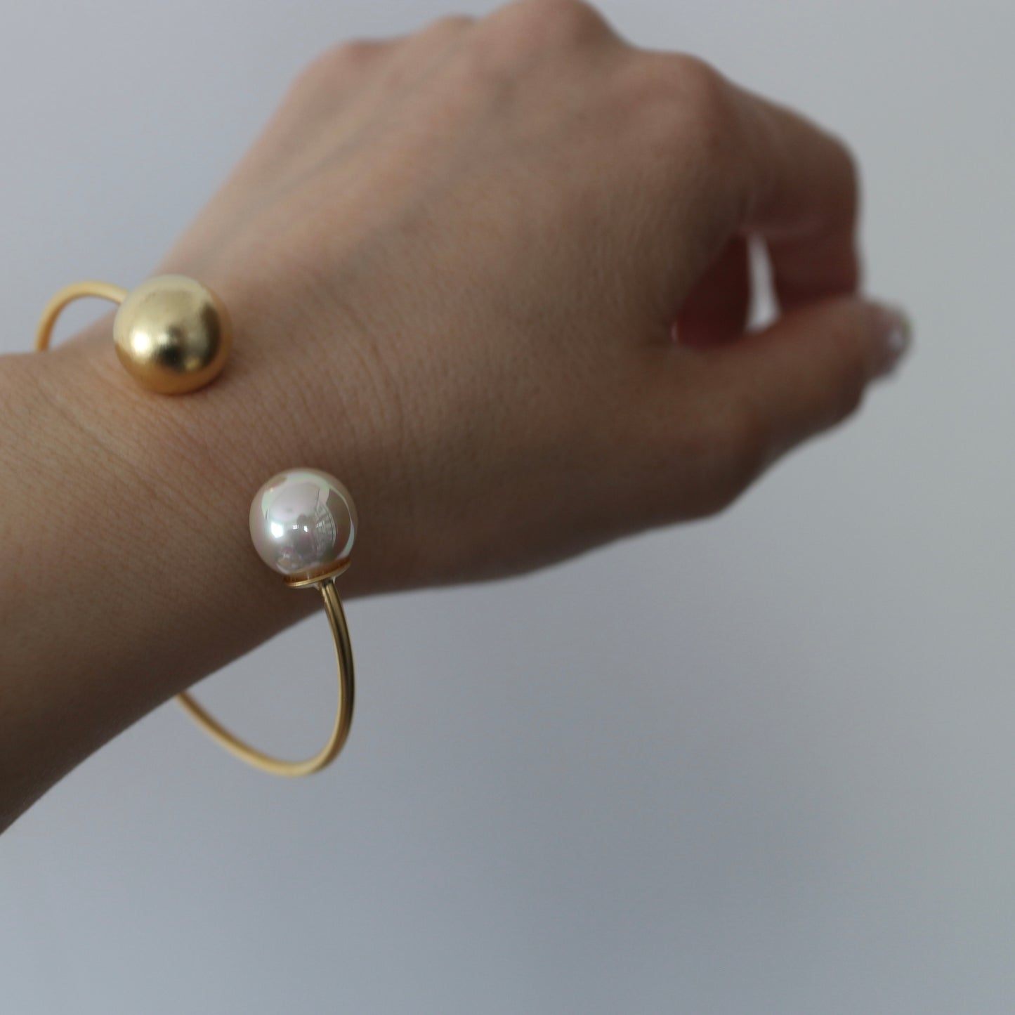 Pearl bangle