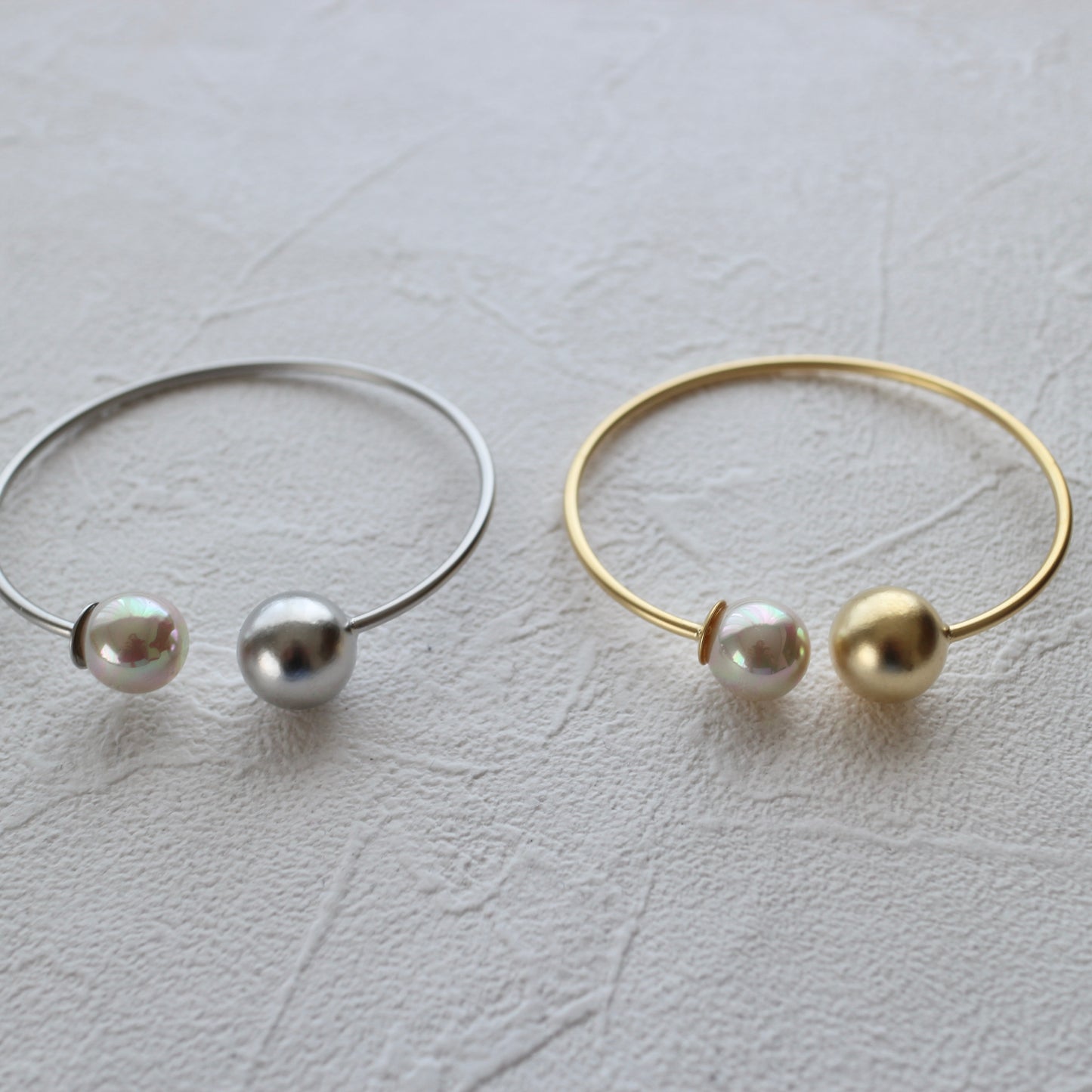 Pearl bangle
